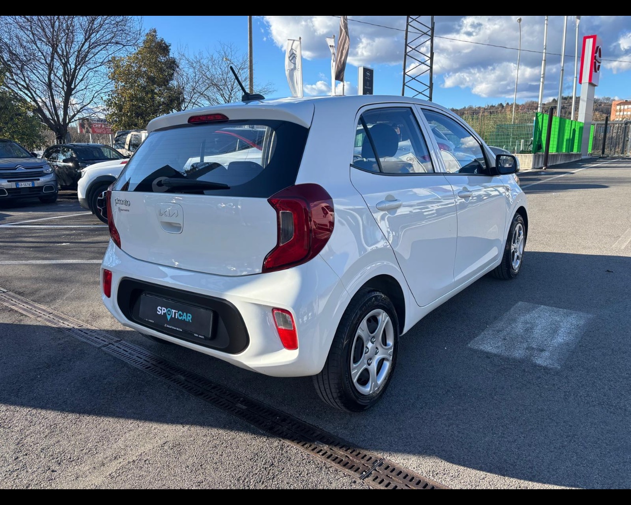 Foto KIA Picanto 1.0 dpi Urban