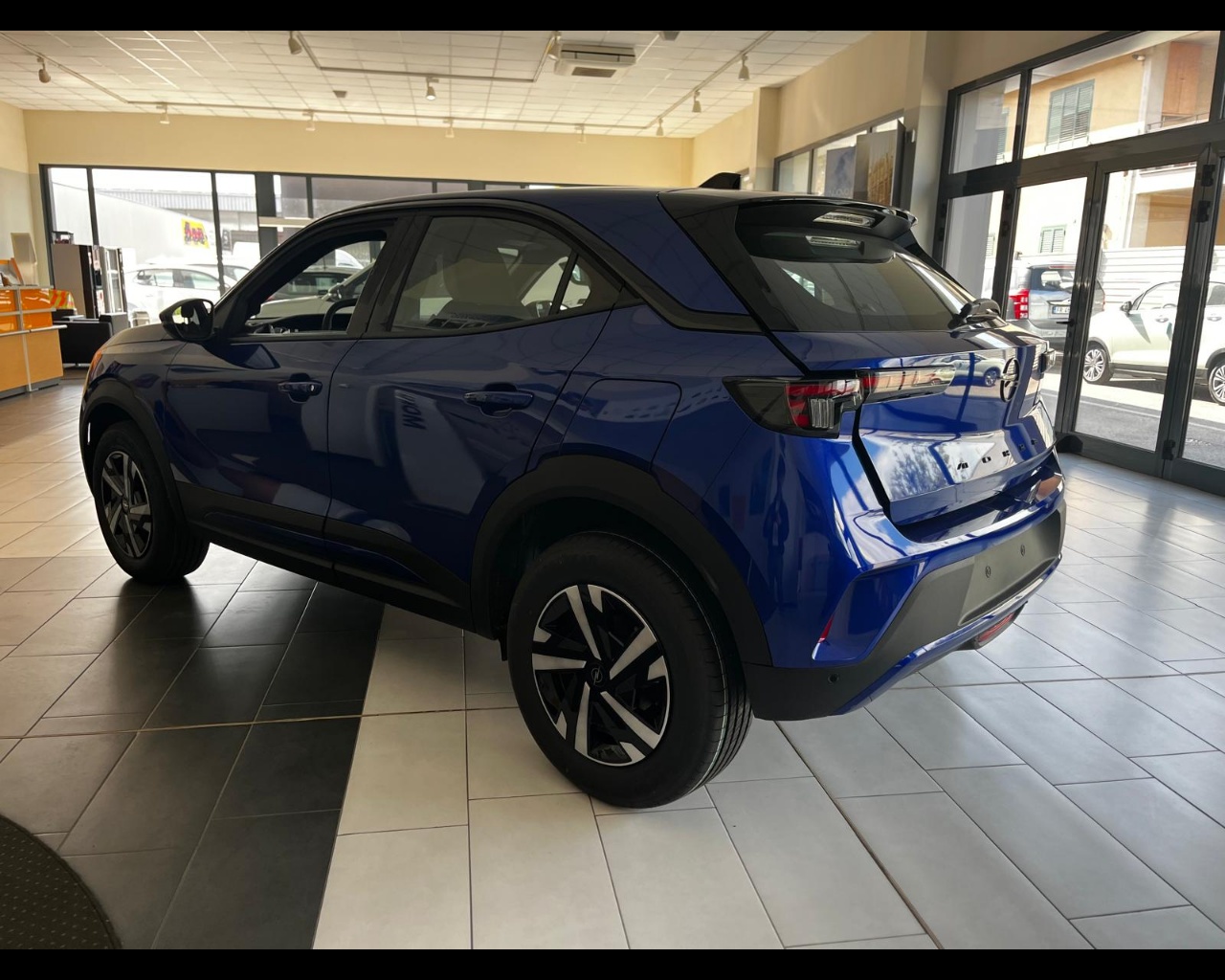 Foto OPEL Mokka Edition Benzina 136 CV (100 kW) Manuale