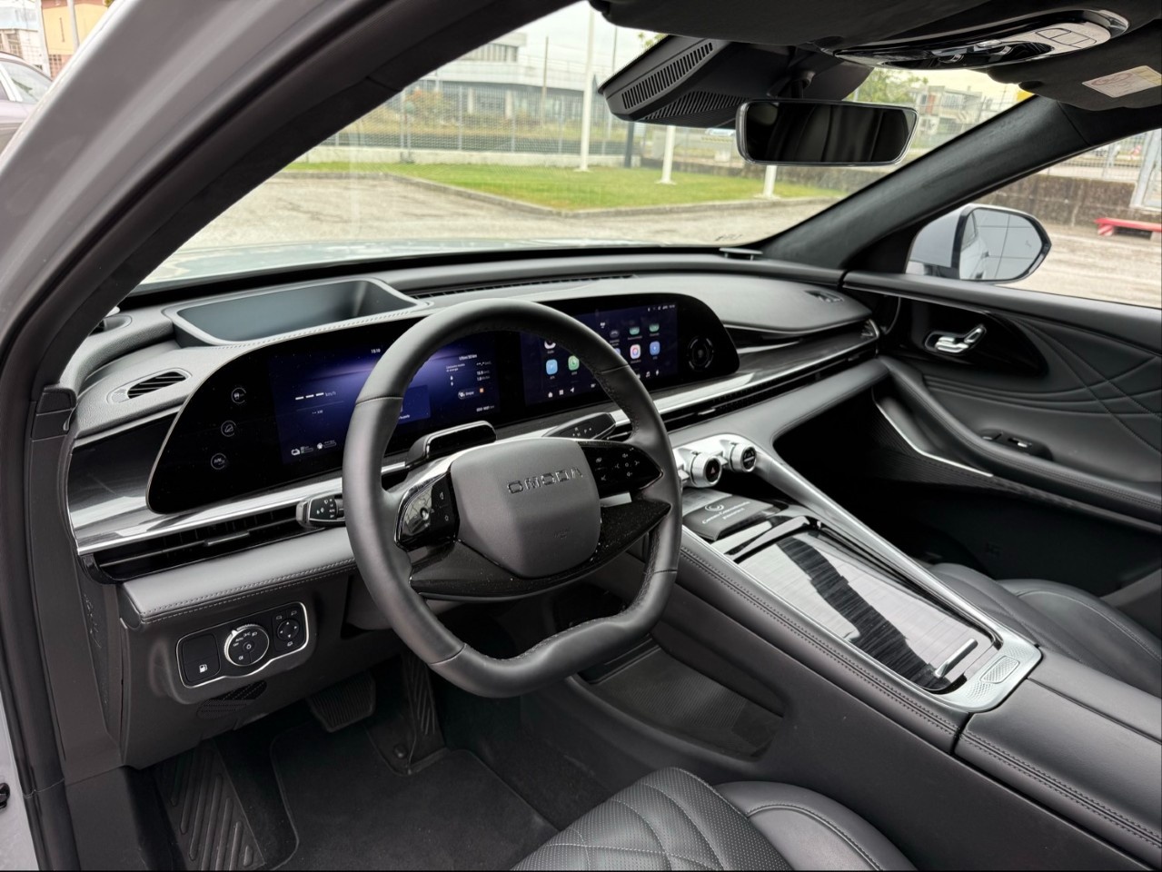 Omoda OMODA 9 9 PHEV - 1.5TGDI - Premium (AWD) - 8