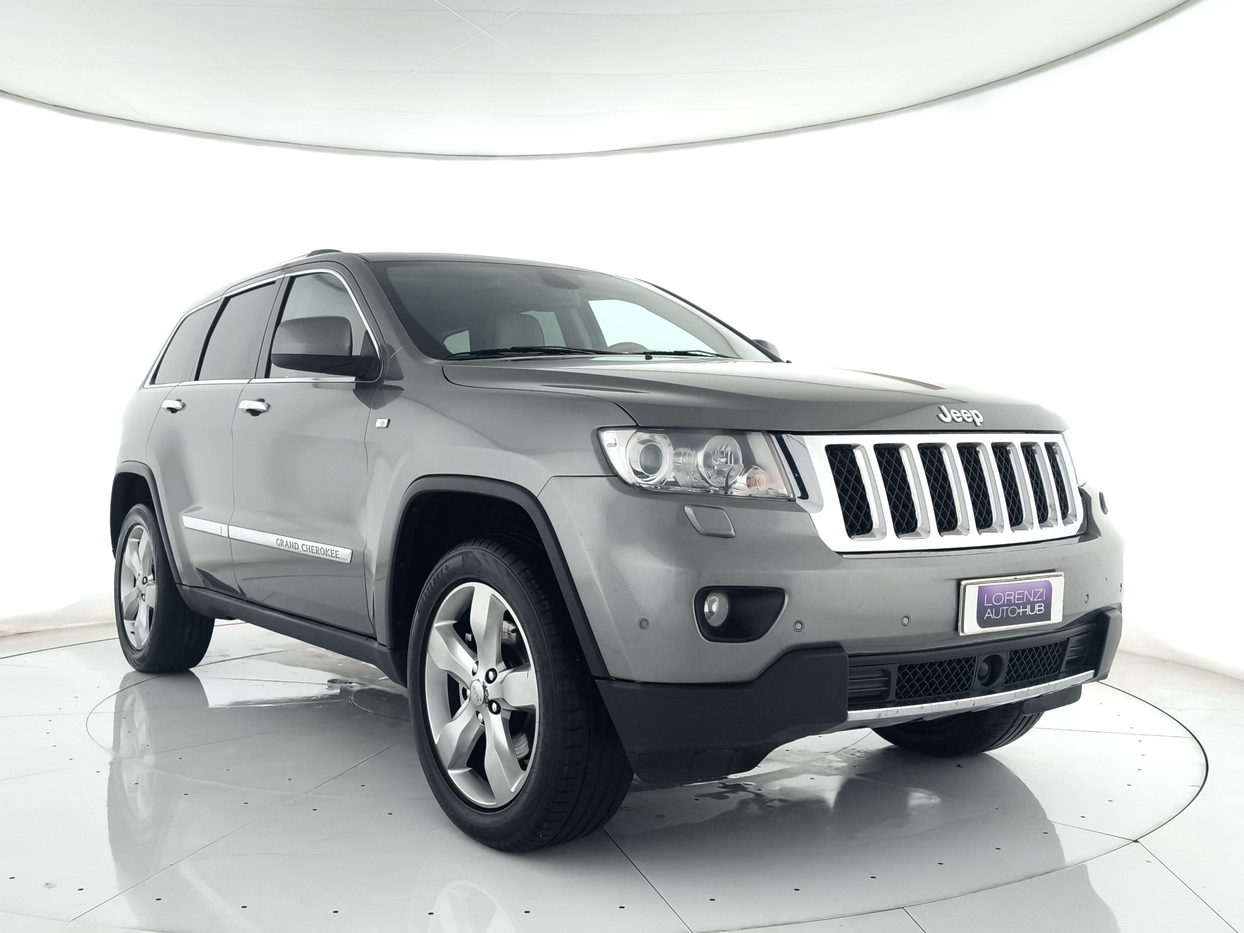 Grand Cherokee 3.0 crd Overland auto Motore ottime cond.