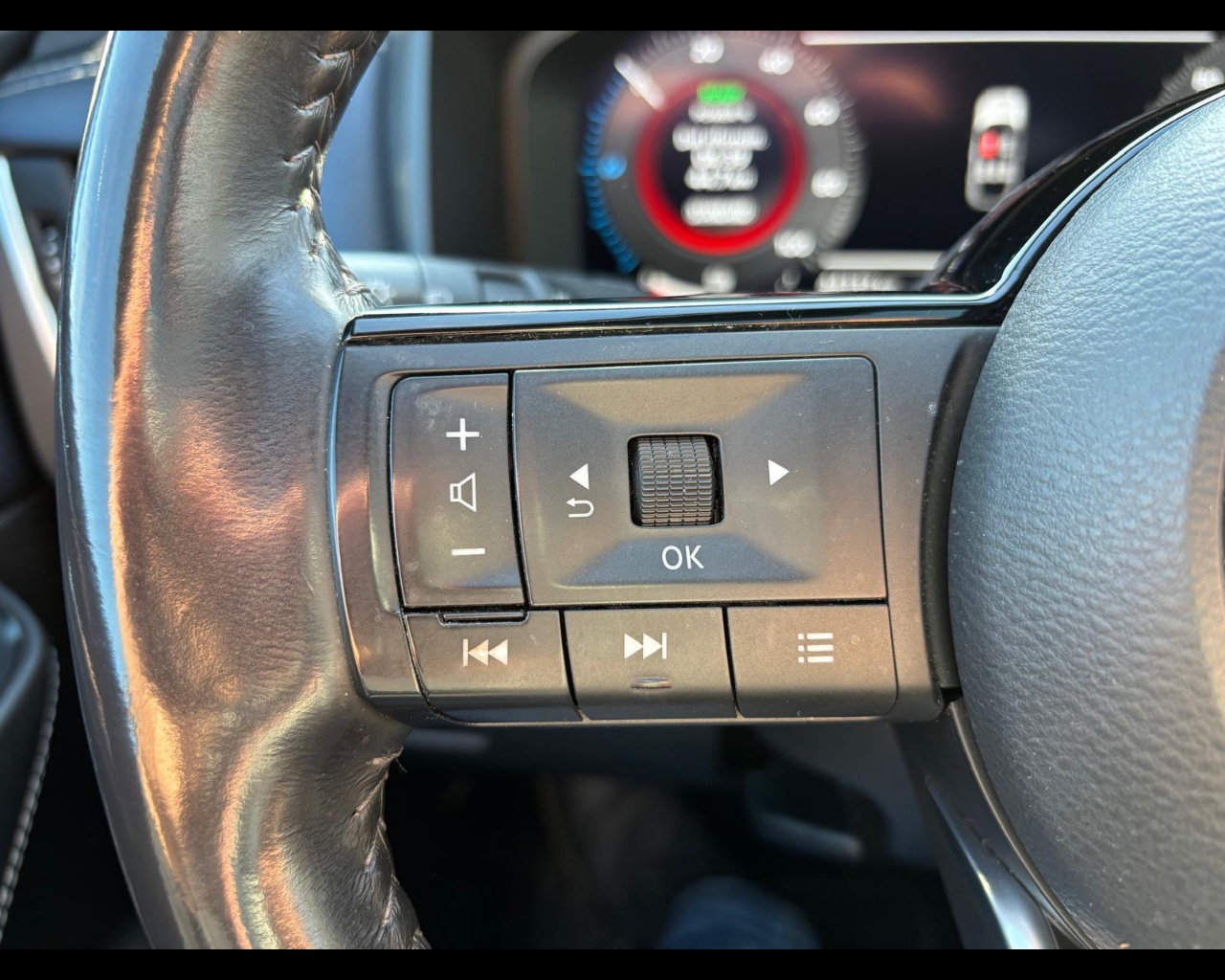 Foto NISSAN Qashqai 1.5 e-power Tekna 2wd