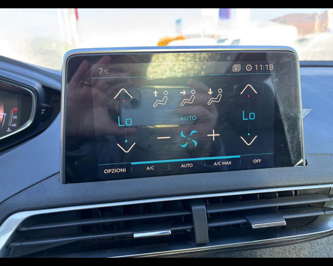 Foto PEUGEOT 5008 1.6 bluehdi Allure s&s 120cv 7p.ti eat6