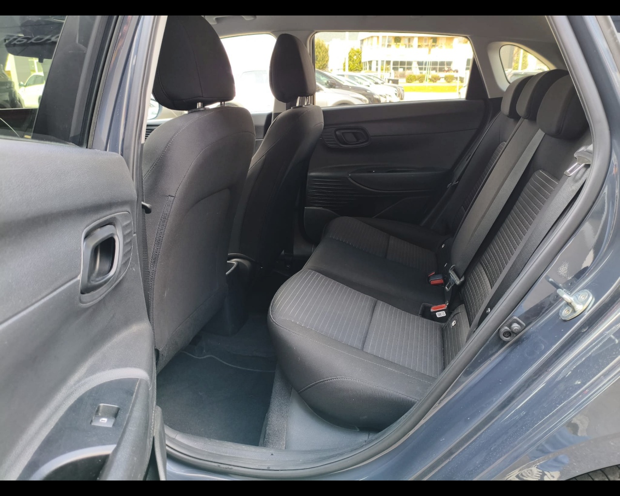 Foto HYUNDAI i20 1.2 mpi Connectline Exterior Pack