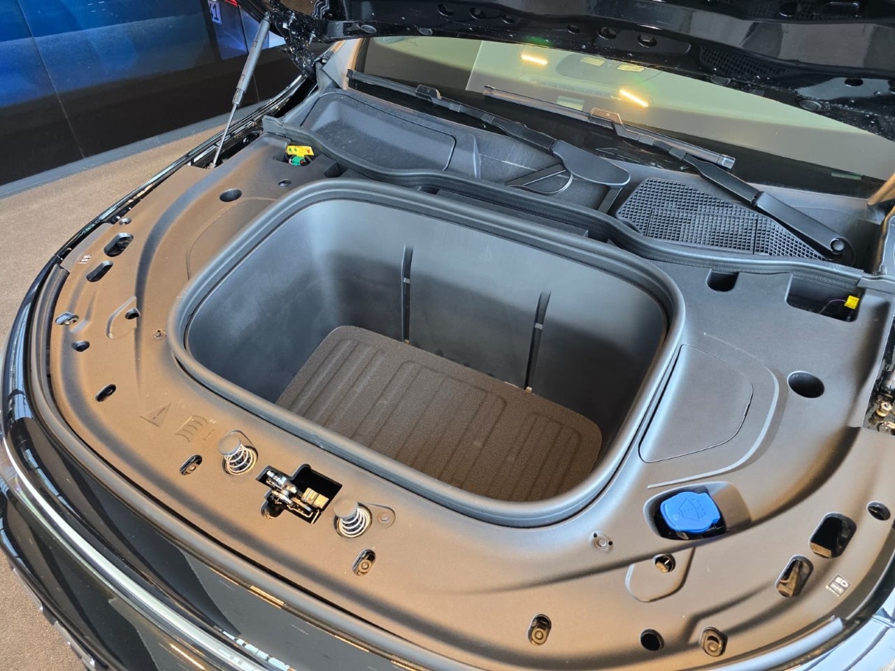 Mercedes GLB Elettrica GLB 350 4MATIC con tecnologia EQ Advanced Plus - 16