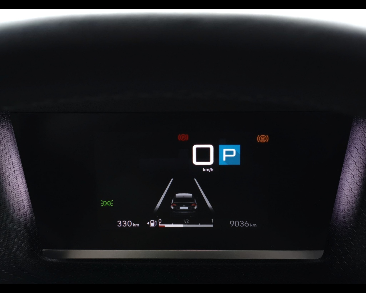 Foto CITROEN C4 1.2 puretech Shine s&s 130cv eat8