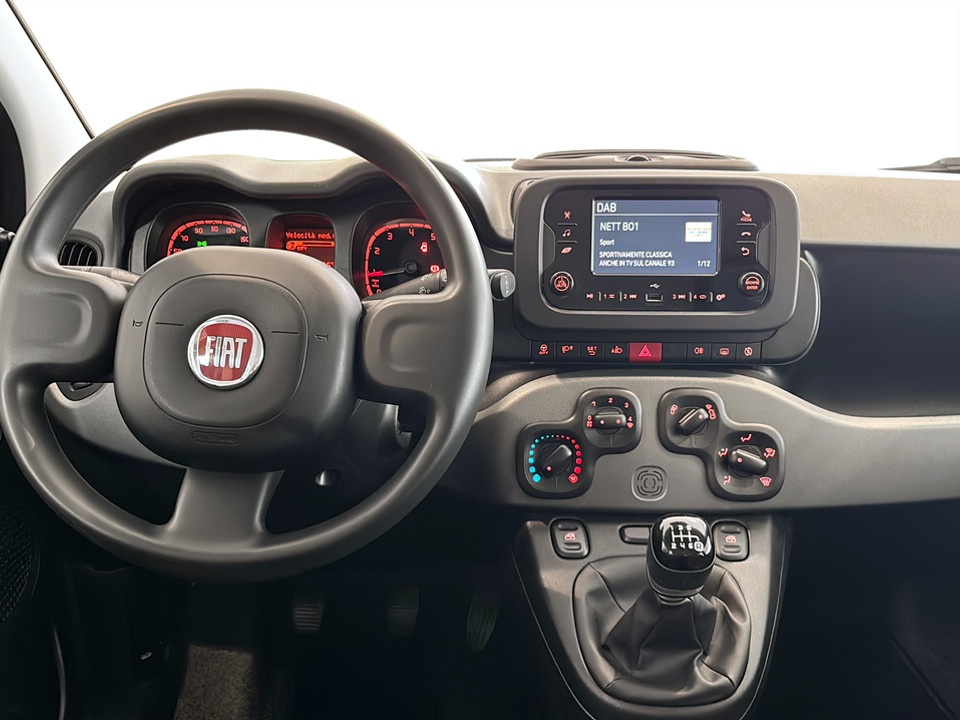 FIAT Panda 1.0 firefly hybrid City Life s&s 70cv 5p.ti Ibrida usato - 12