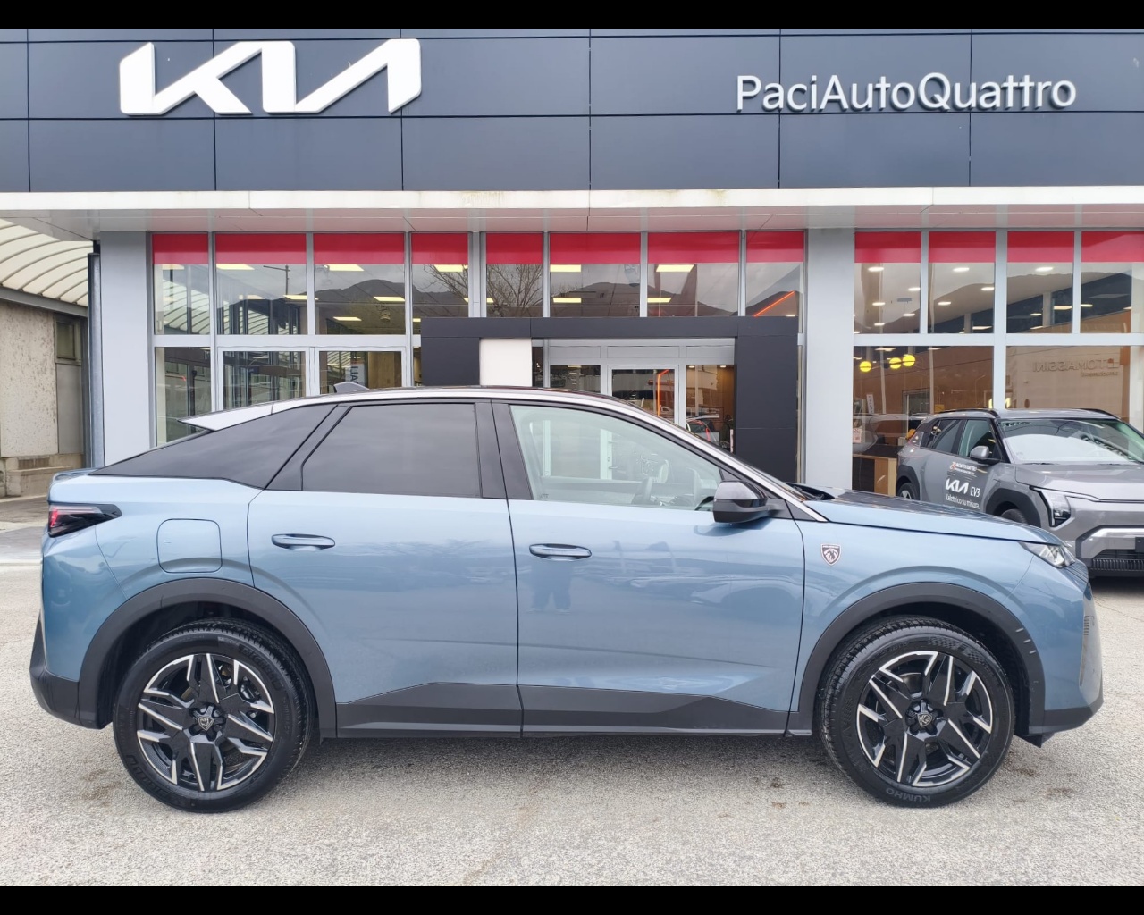Foto PEUGEOT 3008 1.2 hybrid GT 145cv e-dcs6