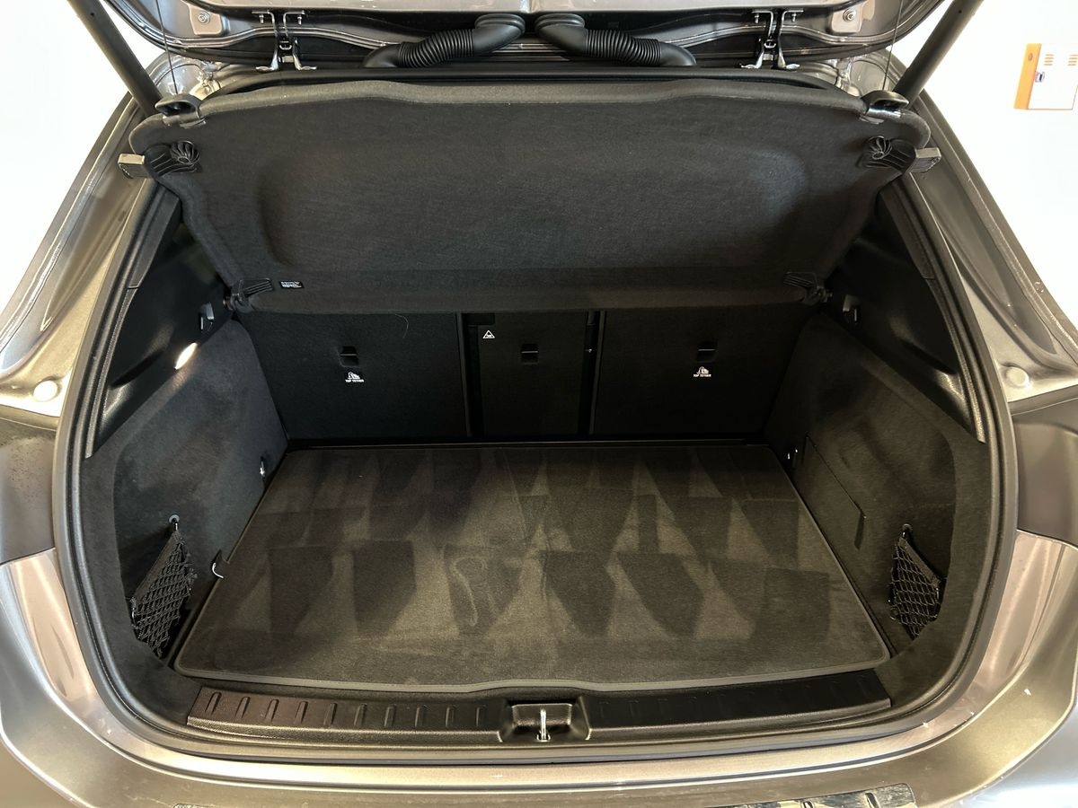 Mercedes GLA GLA 200 D AMG Line Premium 4Matic 8G-DCT - 8