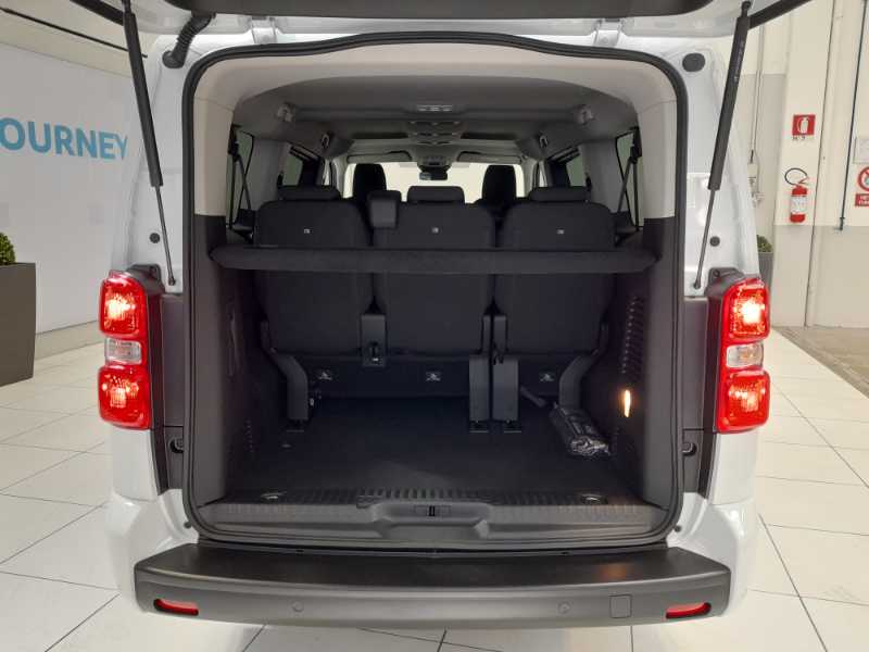 Nuovo Traveller - Bhdi 180 Eat8 Business Long