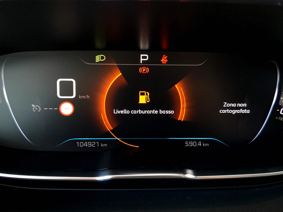 PEUGEOT 3008 1.5 bluehdi Active s&s 130cv eat8 Diesel usato - 8