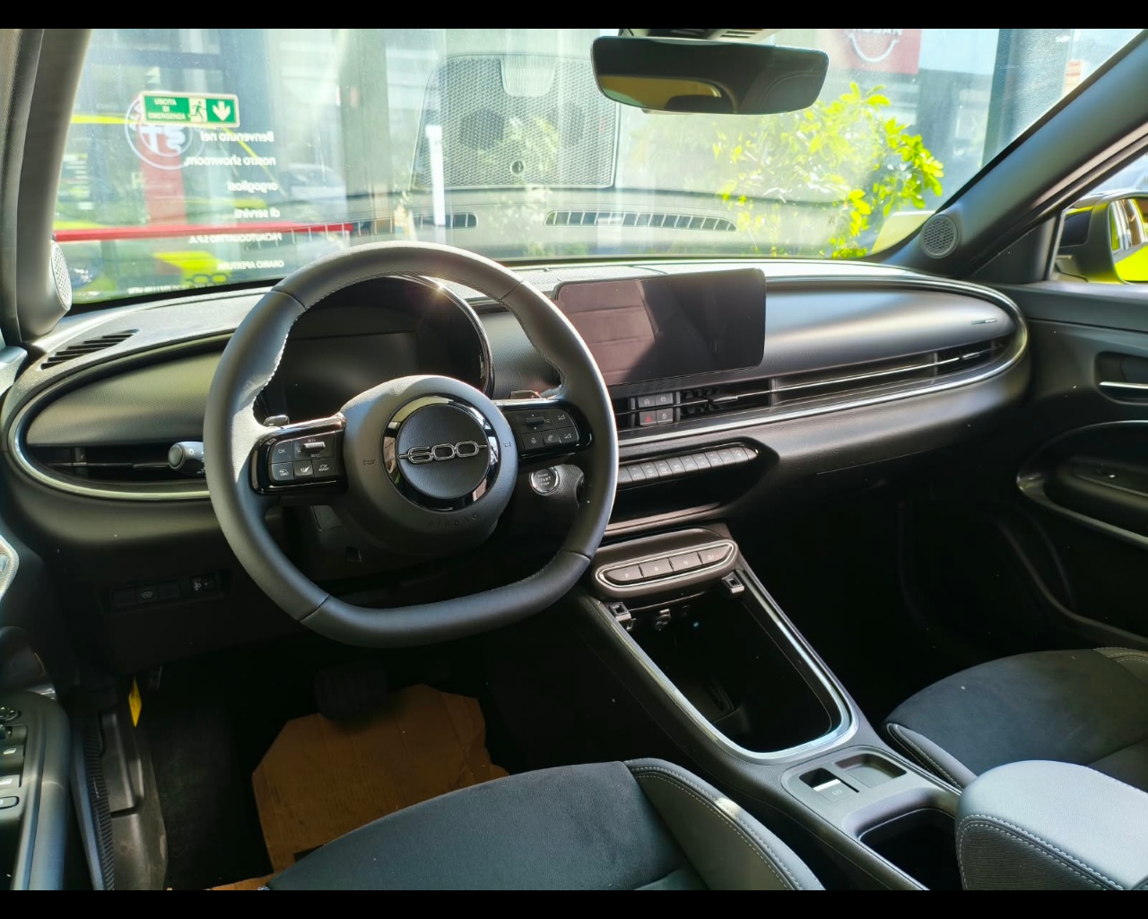 Foto FIAT 600 Hybrid Sport Edizione Milano Cortina 2026 1.2 Hybrid 145cv