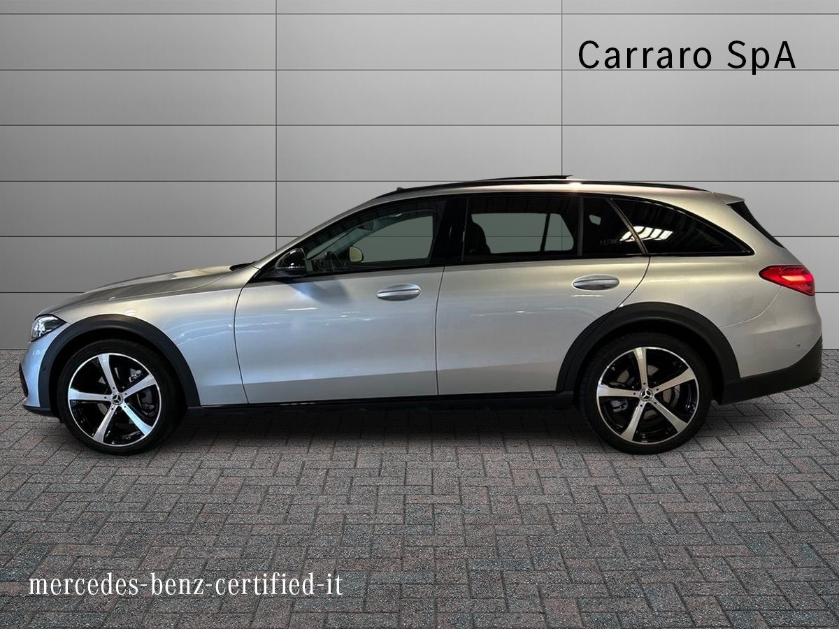 Mercedes  Classe C Station Wagon All-Terrain 220 d Mild hybrid Advanced Mountain Edition 4Matic 9G-Tronic - 6