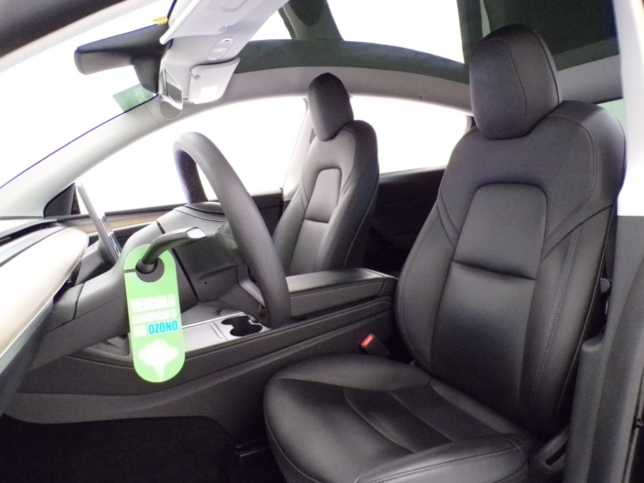 Tesla Model Y Model Y Dual Motor Long Range AWD - 14
