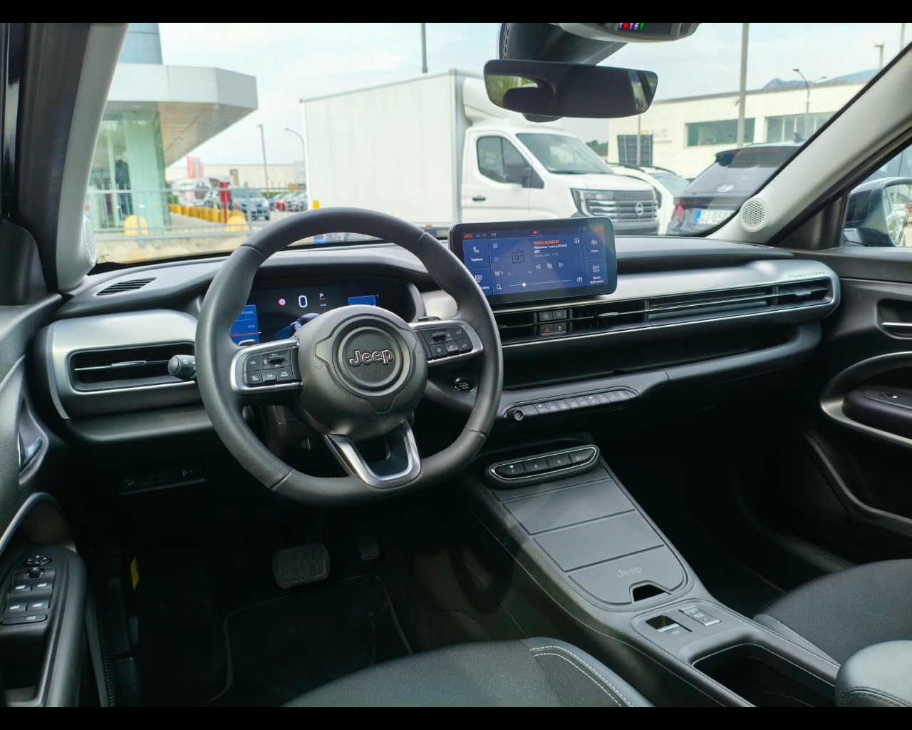 Foto JEEP Avenger 1.2 turbo e-hybrid mhev Summit fwd 110cv edct6
