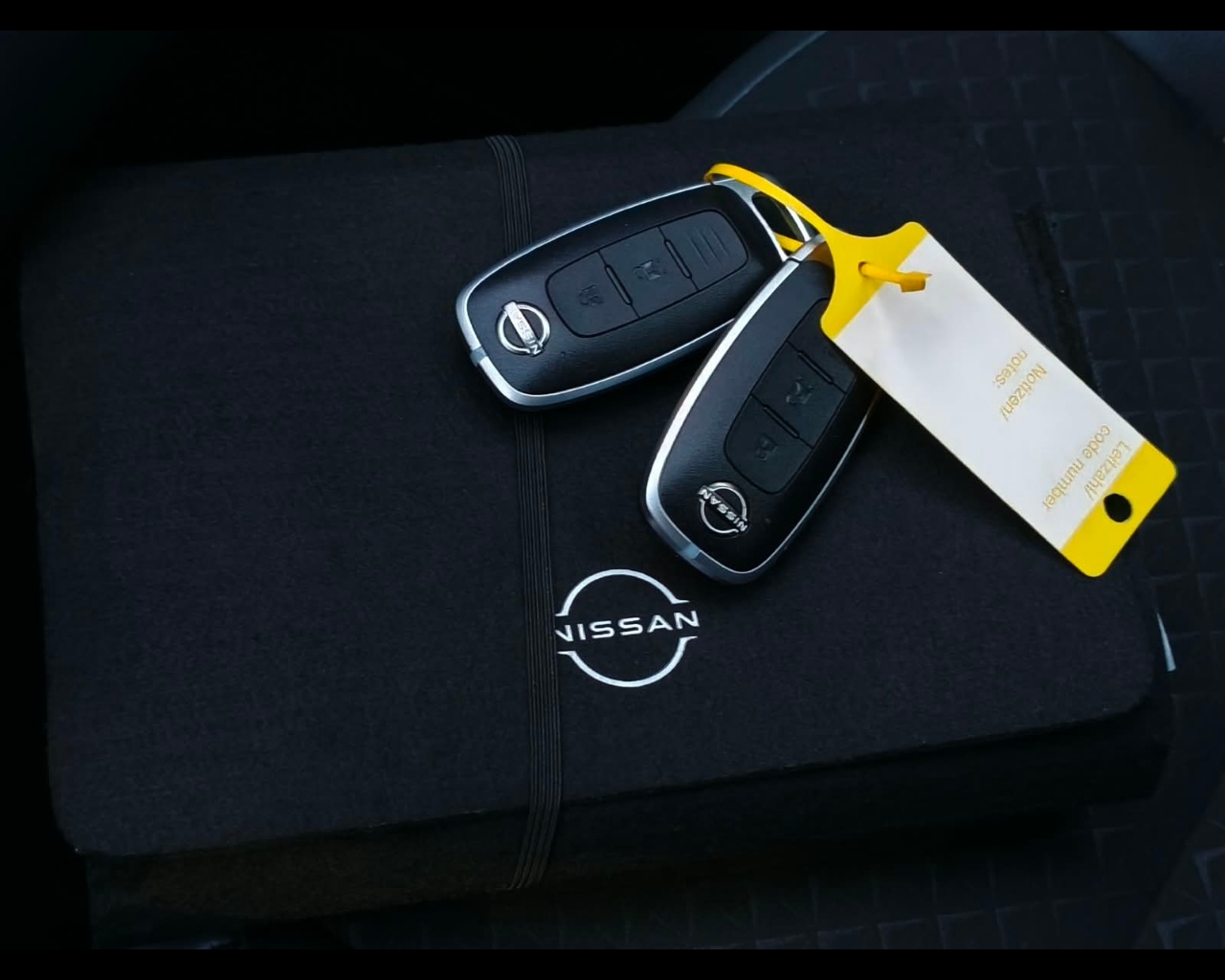 Foto NISSAN Juke 1.6 hev N-Connecta