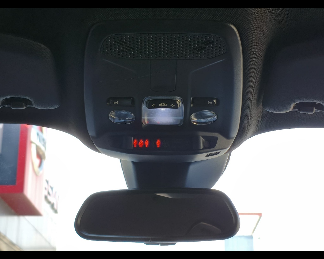 Foto PEUGEOT 2008 1.2 puretech Allure Pack s&s 100cv