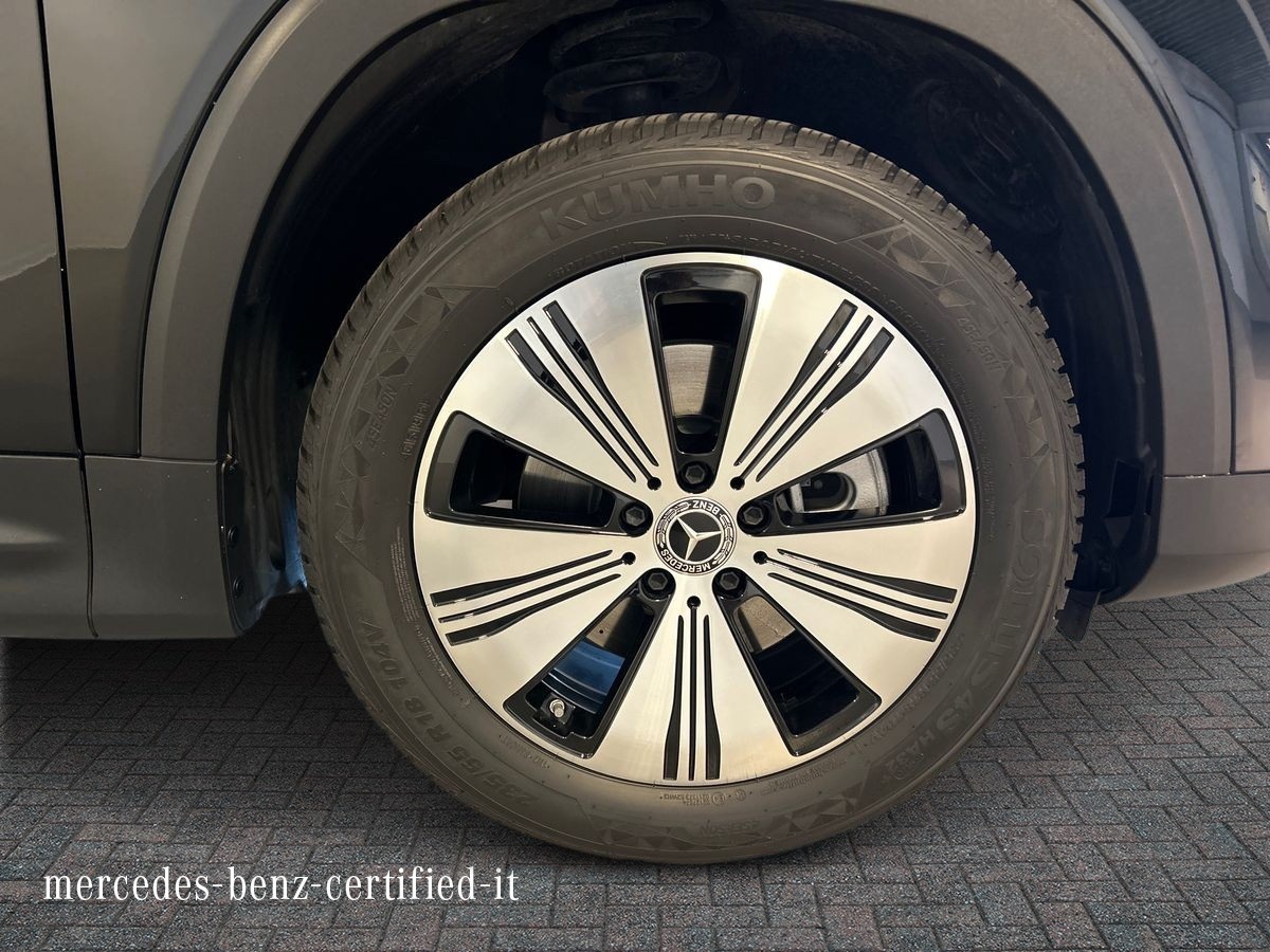 Mercedes  EQB 250+ Sport Edition1 - 17