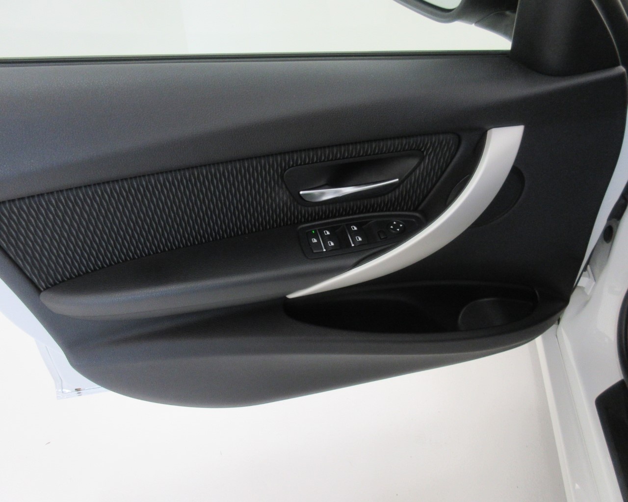 Bmw Serie 3 Serie 3 Touring 318d xDrive Business Advantage - 11