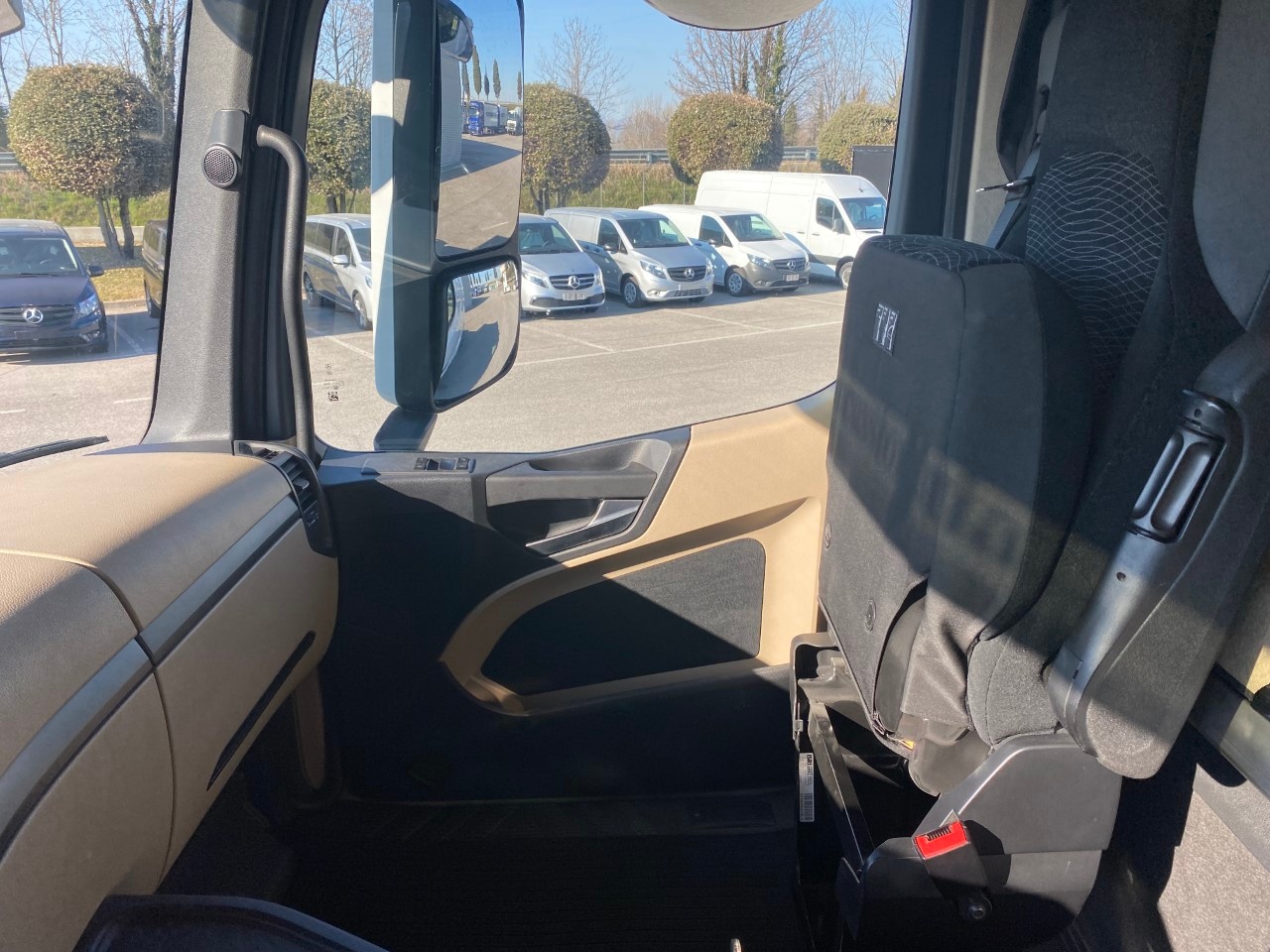 Mercedes Actros actros 1851 LS flat cab. Str.Sp. 2,5 EuroVI(E5) - 25