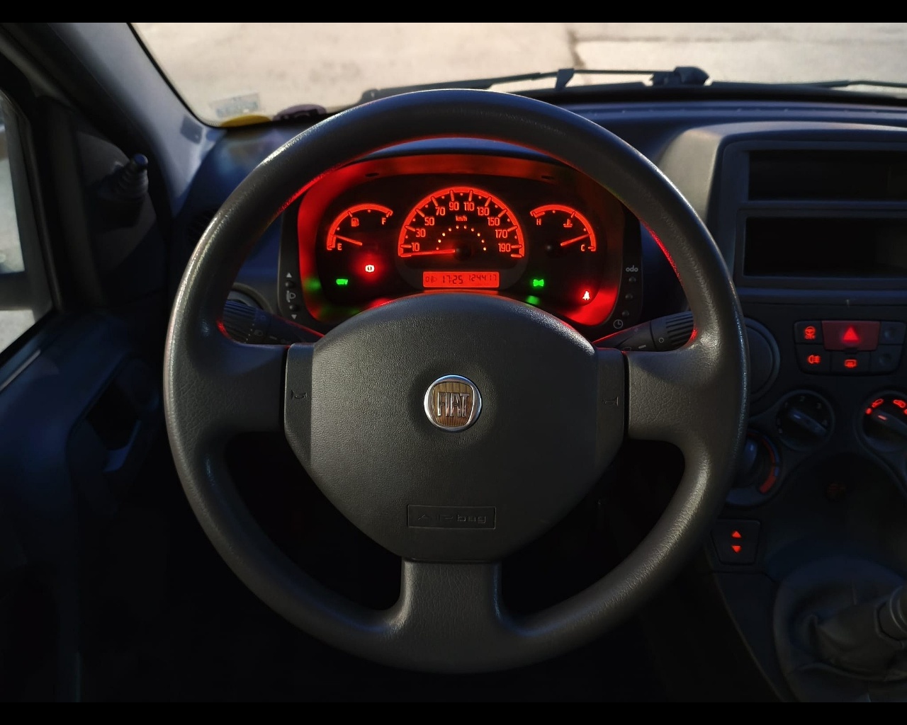 Foto FIAT Panda 1.2 Dynamic 69cv E5