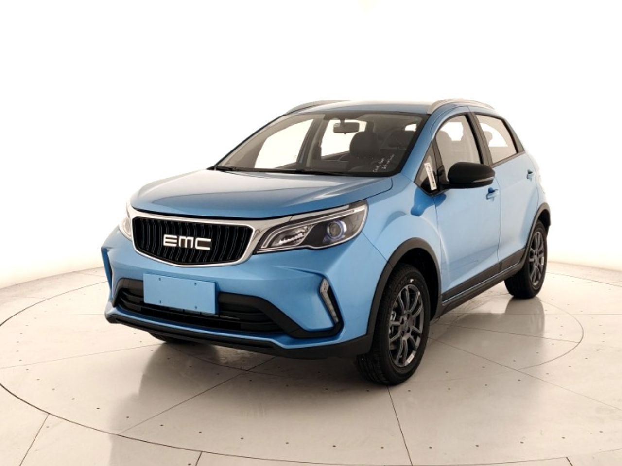 Emc Quattro Nuovo Benzina Quattro Porto Mantovano