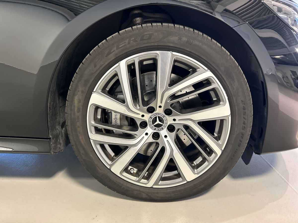Mercedes Classe E Berlina 220 d Exclusive Premium 4Matic 9G-Tronic - 17
