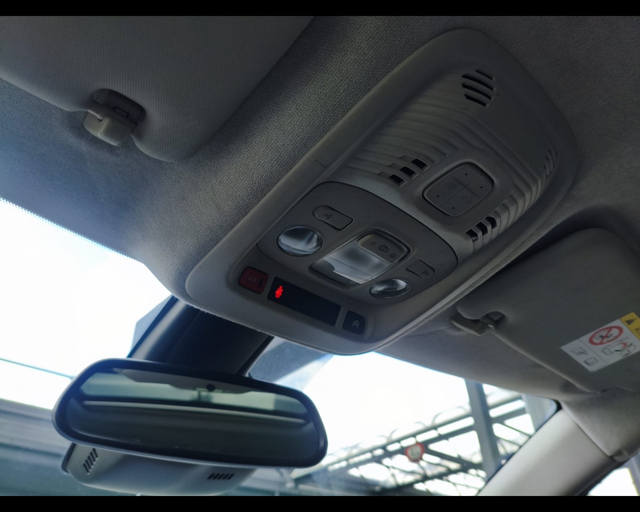 Foto CITROEN C3 Aircross 1.2 puretech Shine s&s 130cv