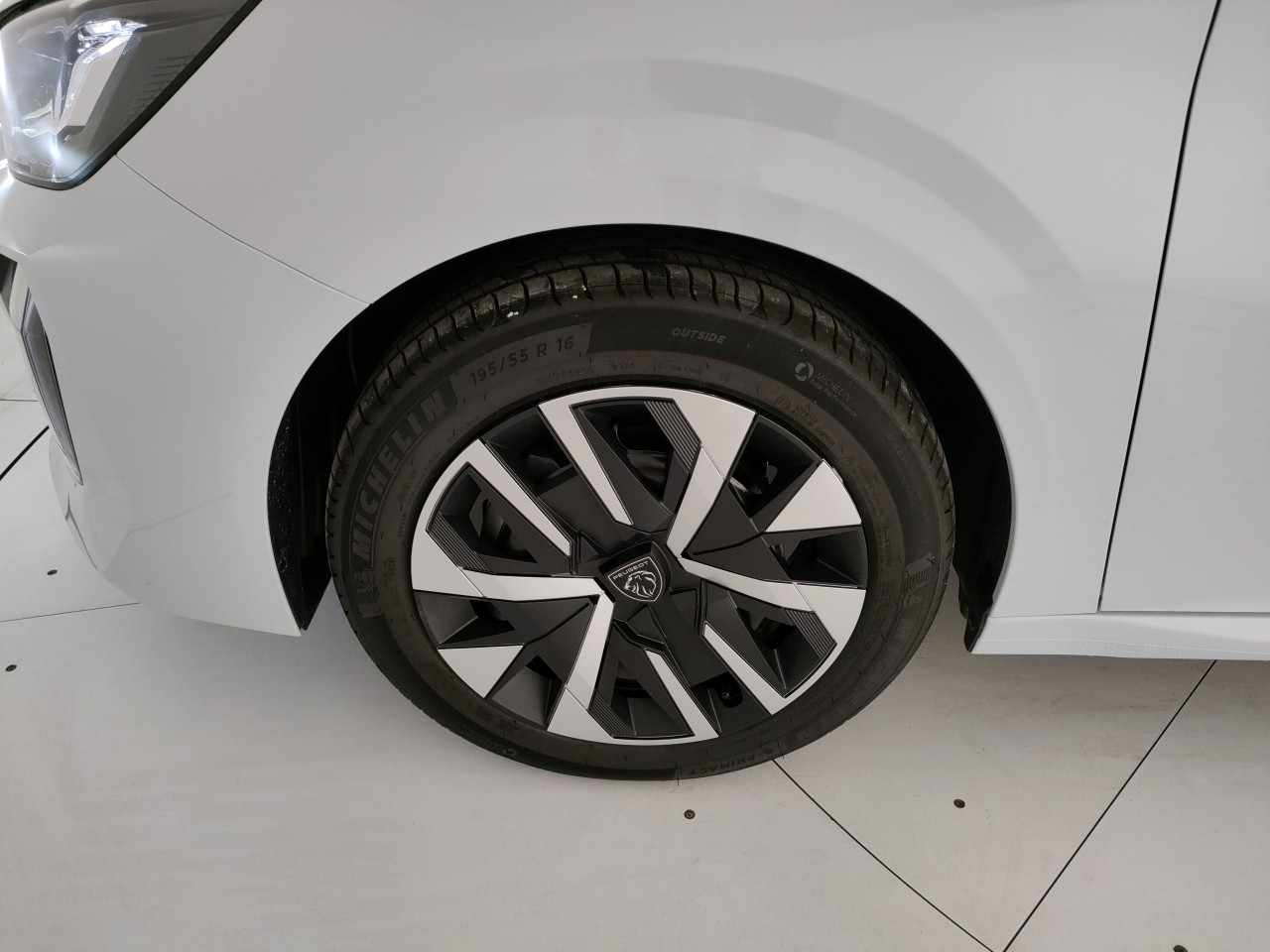 Peugeot 208 Nuovo Benzina 208 Porto Mantovano