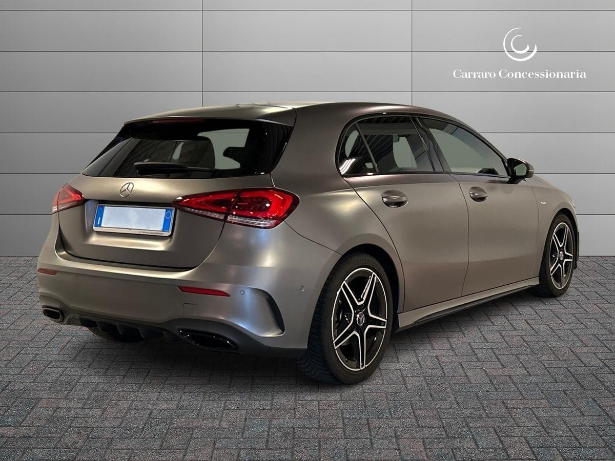 Mercedes Classe A Classe A 180 D Premium Night edition 8G-DCT - 2
