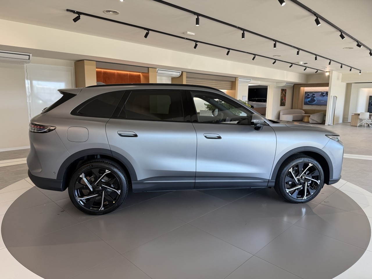 Lepas Lepas L8 L8 PHEV 1.5TGDI Elegance - 7
