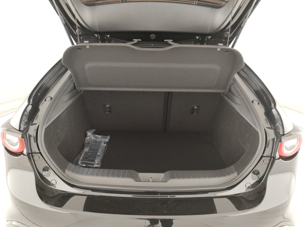 Mazda 3 Nuovo Ibrido benzina 3 Mantova