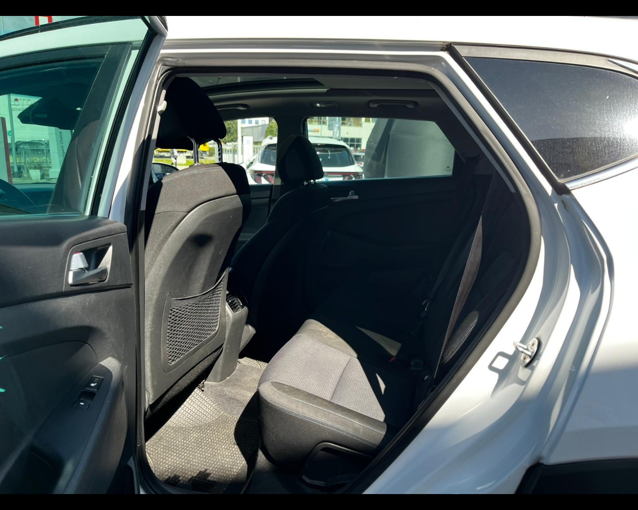 Foto HYUNDAI Tucson 1.7 crdi Xpossible 2wd 141cv dct