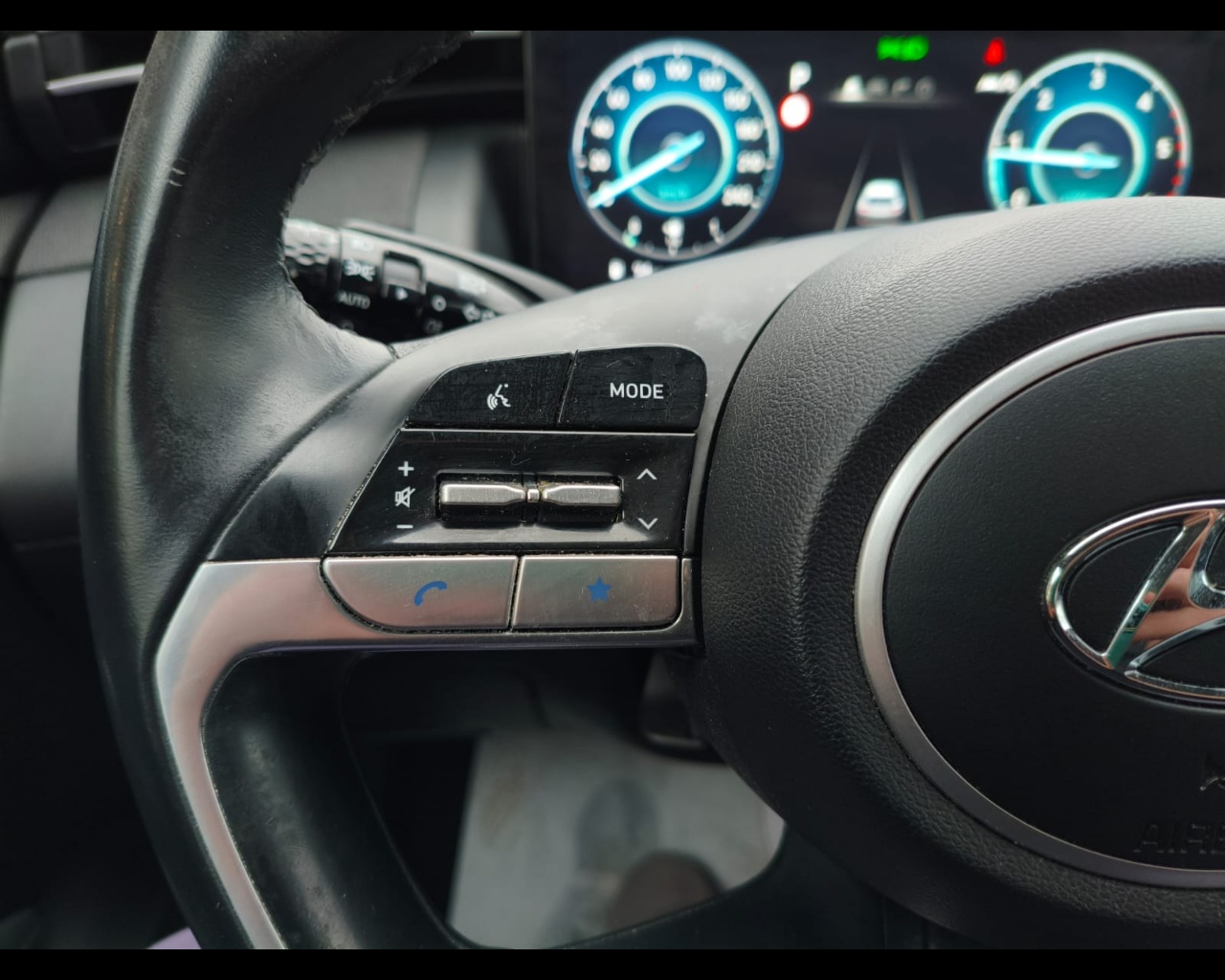 Foto HYUNDAI Tucson 1.6 crdi 48V Xline 2wd dct