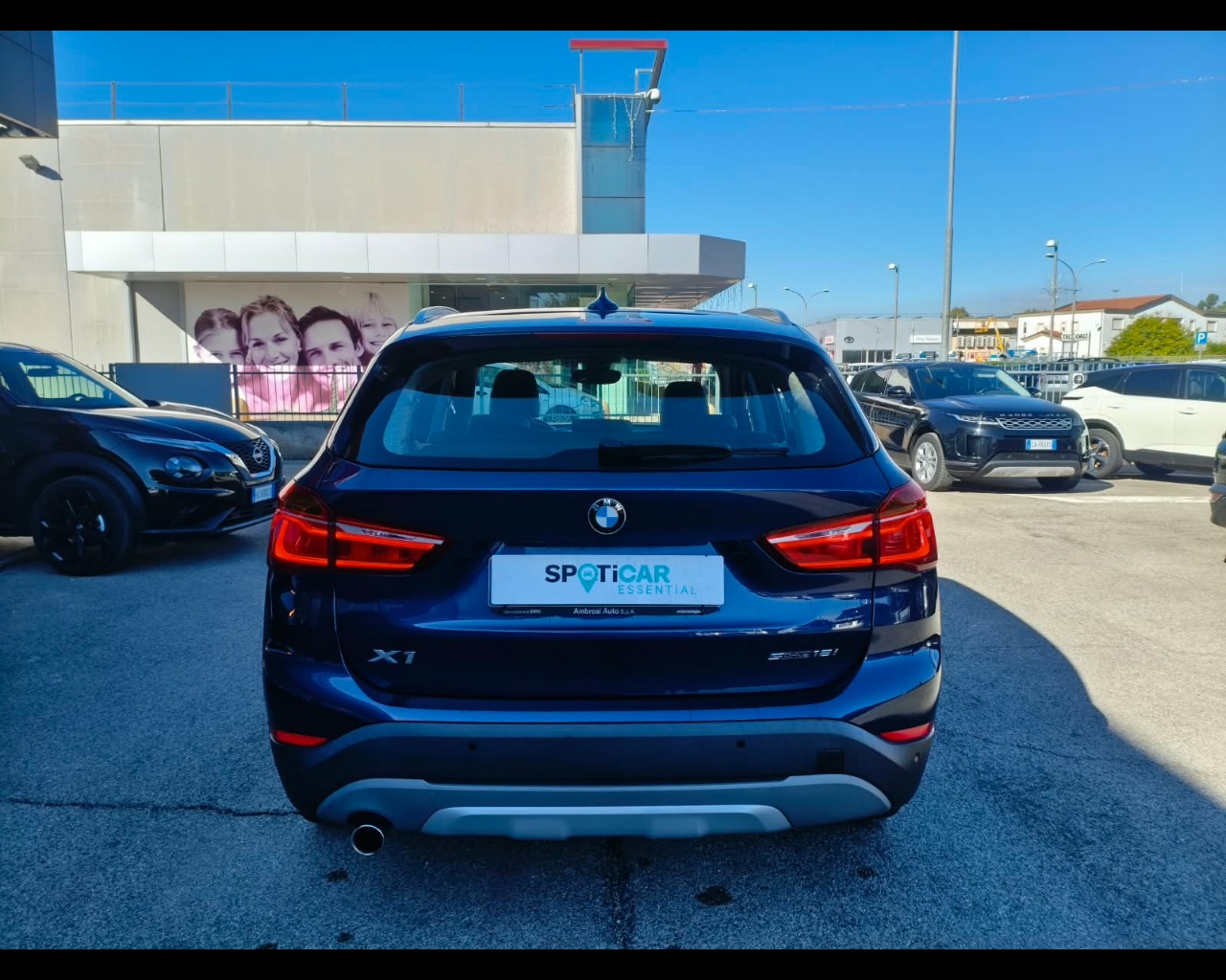 Foto BMW X1 sdrive18i xLine 140cv