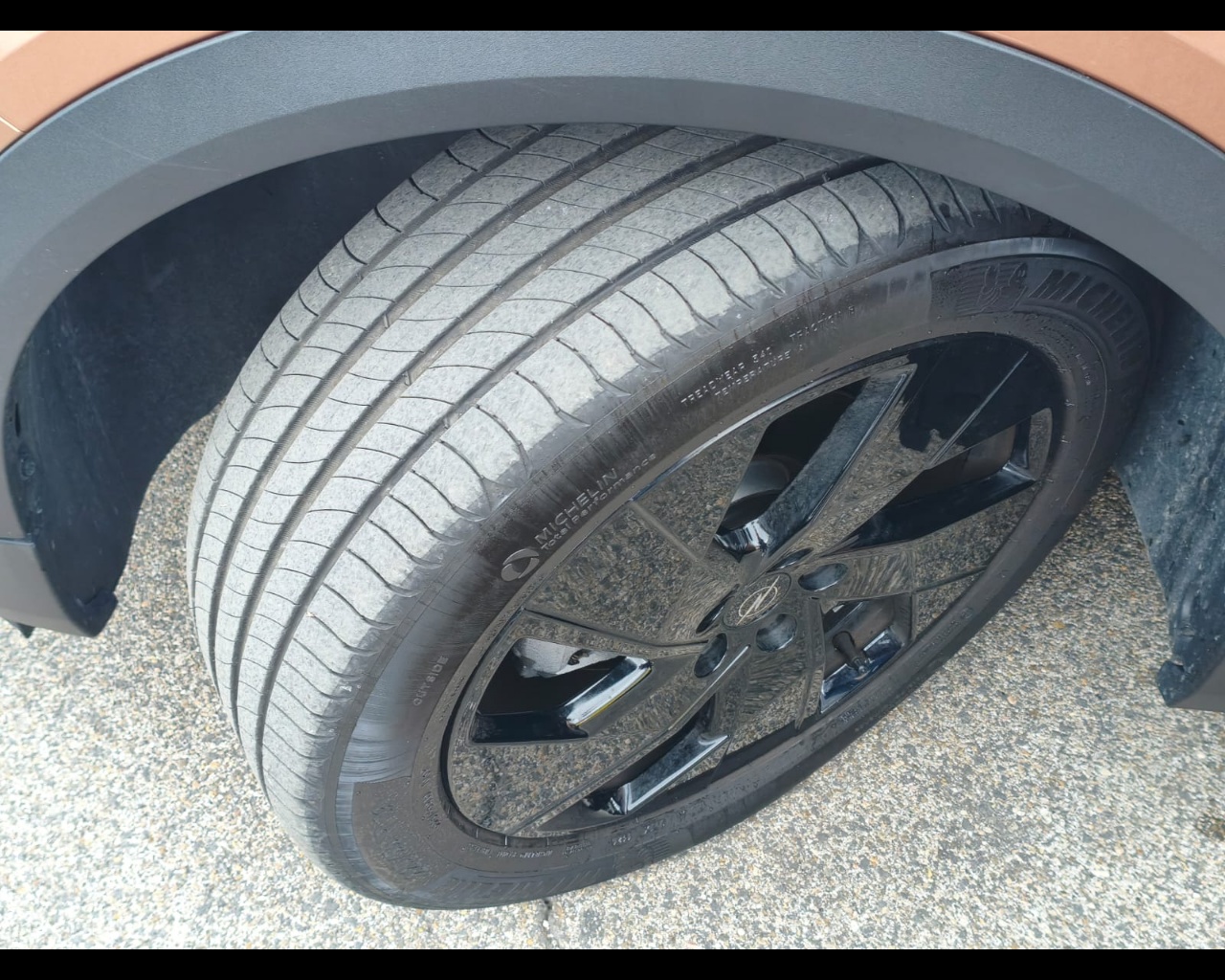 Foto OPEL Grandland 1.2 hybrid Edition 136cv e-dcs6