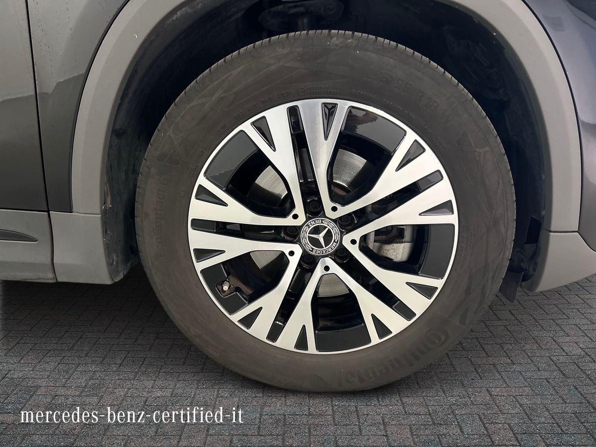 Mercedes  GLA 200 D Progressive Advanced 8G-DCT - 17