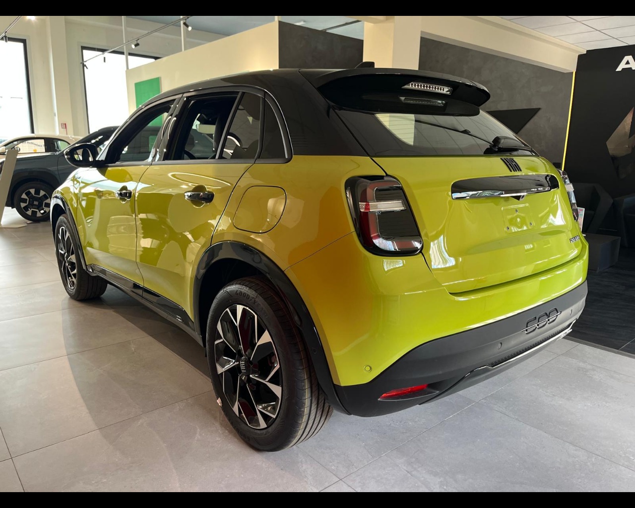 Foto FIAT 600 Hybrid Sport Edizione Milano Cortina 2026 1.2 Hybrid 145cv