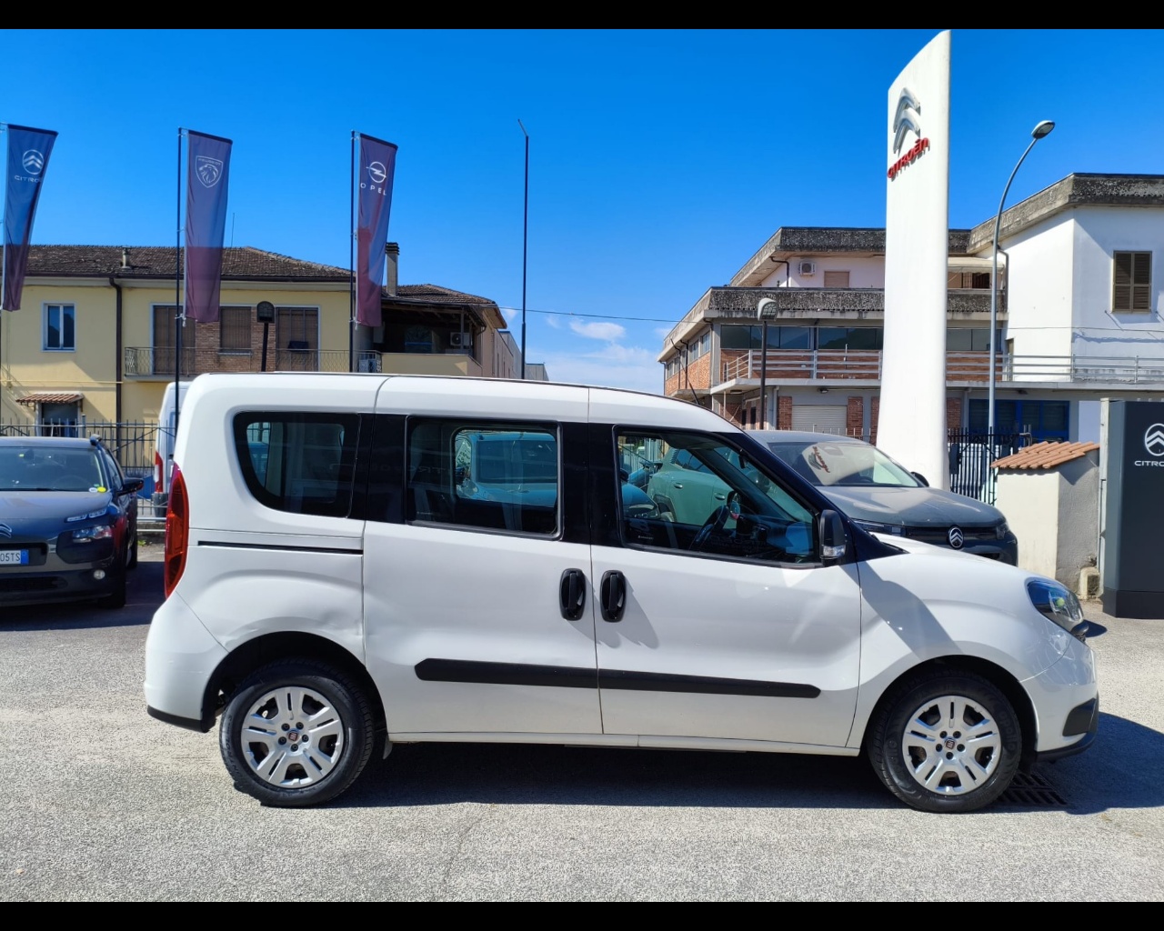 Foto FIAT Doblo cargo 1.6 mjt 105cv CH1 Lounge S&S 5p.