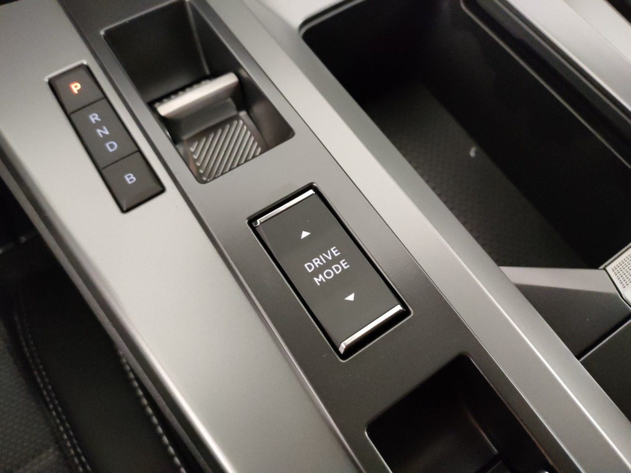 Opel Grandland Nuovo Ibrido benzina Grandland Porto Mantovano