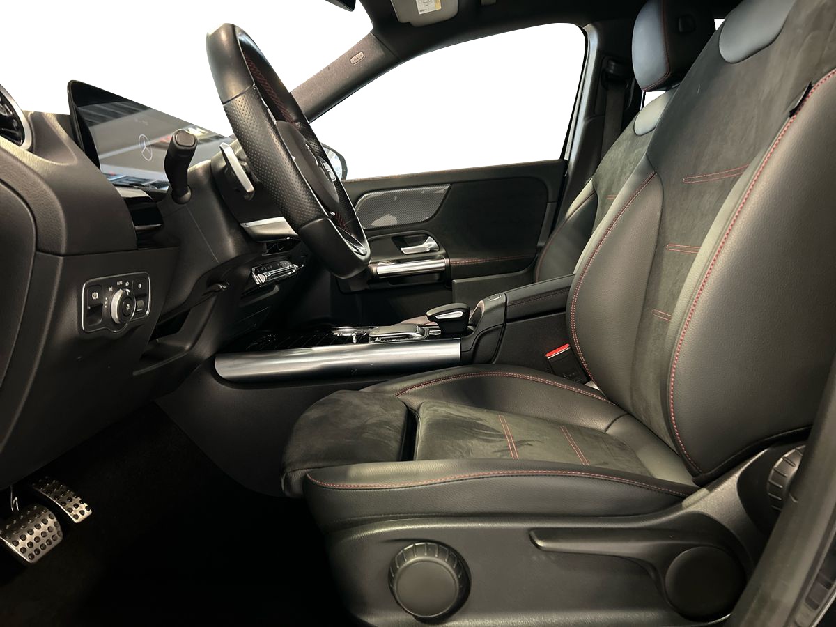 Mercedes GLA GLA 200 D Premium 4Matic 8G-DCT - 10