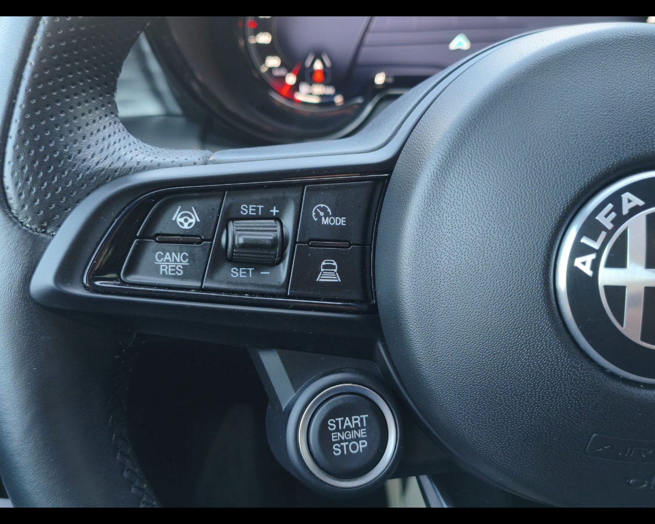 Foto ALFA ROMEO Tonale 1.5 hybrid Ti 160cv tct7