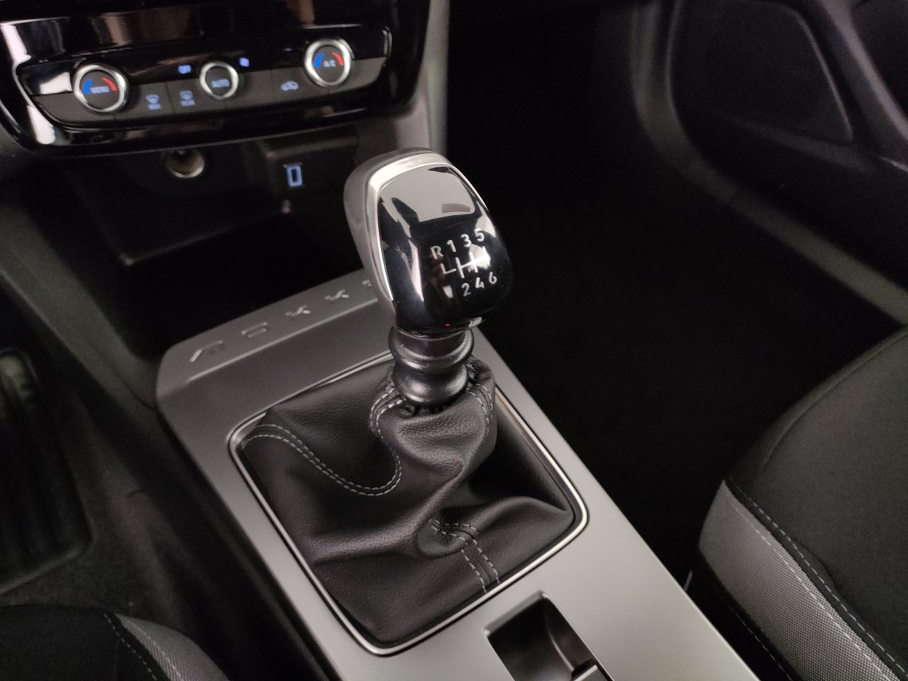 Opel Mokka Aziendali 2025 Mokka Porto Mantovano