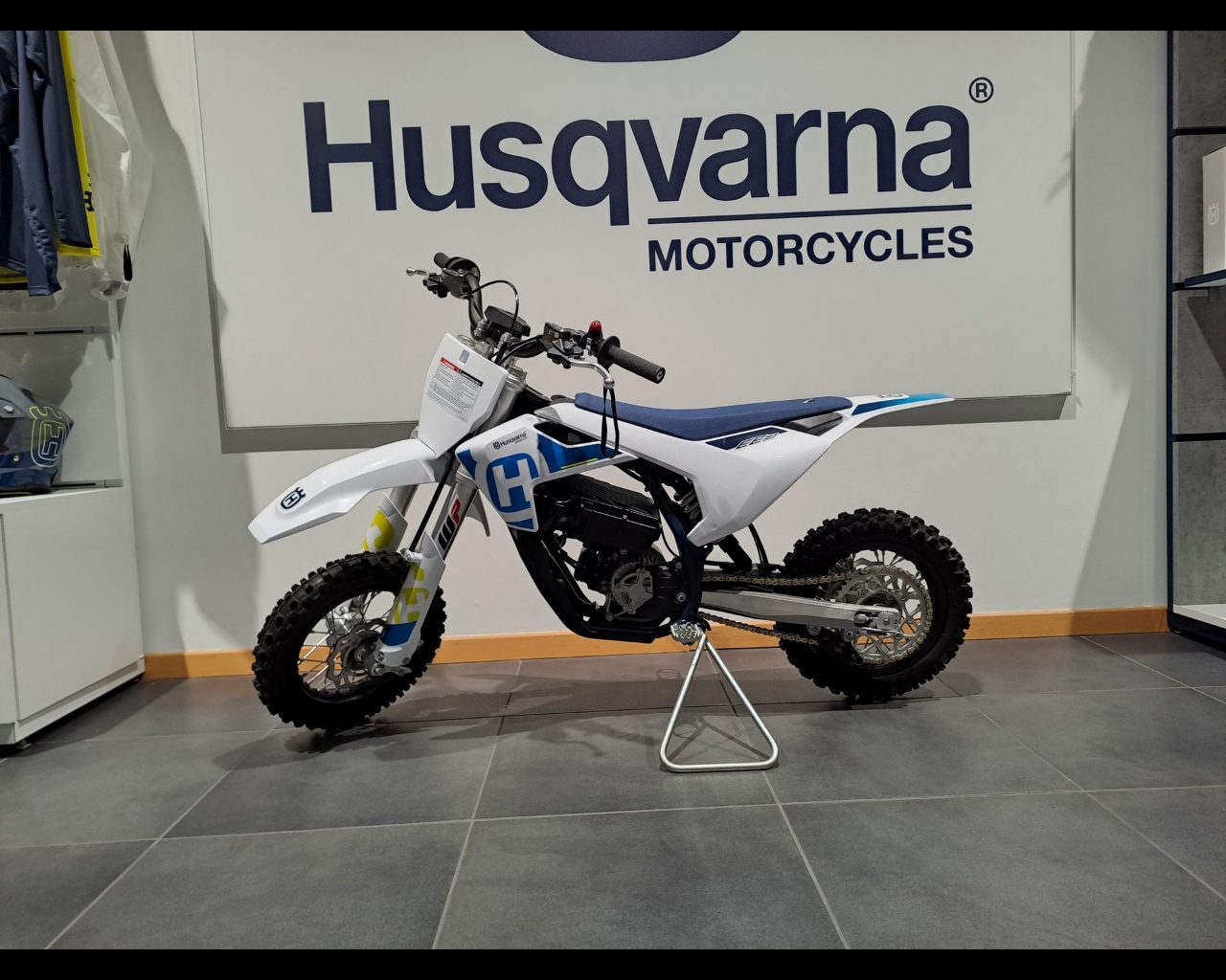 HUSQVARNA Ee 3