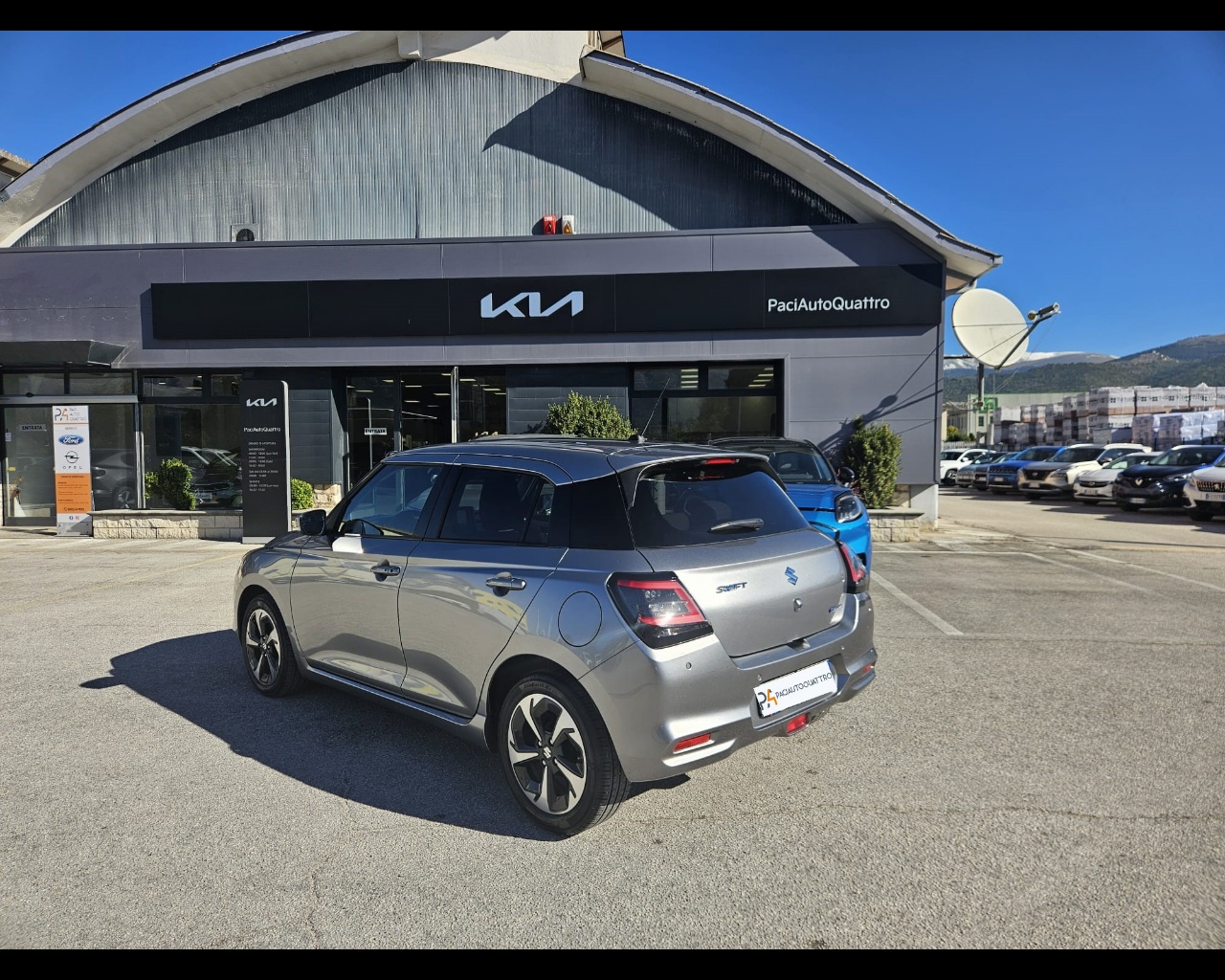 Foto SUZUKI Swift 1.2h Top 2wd