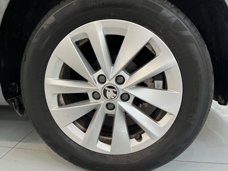 SKODA – Scala 1.0 TSI Ambition