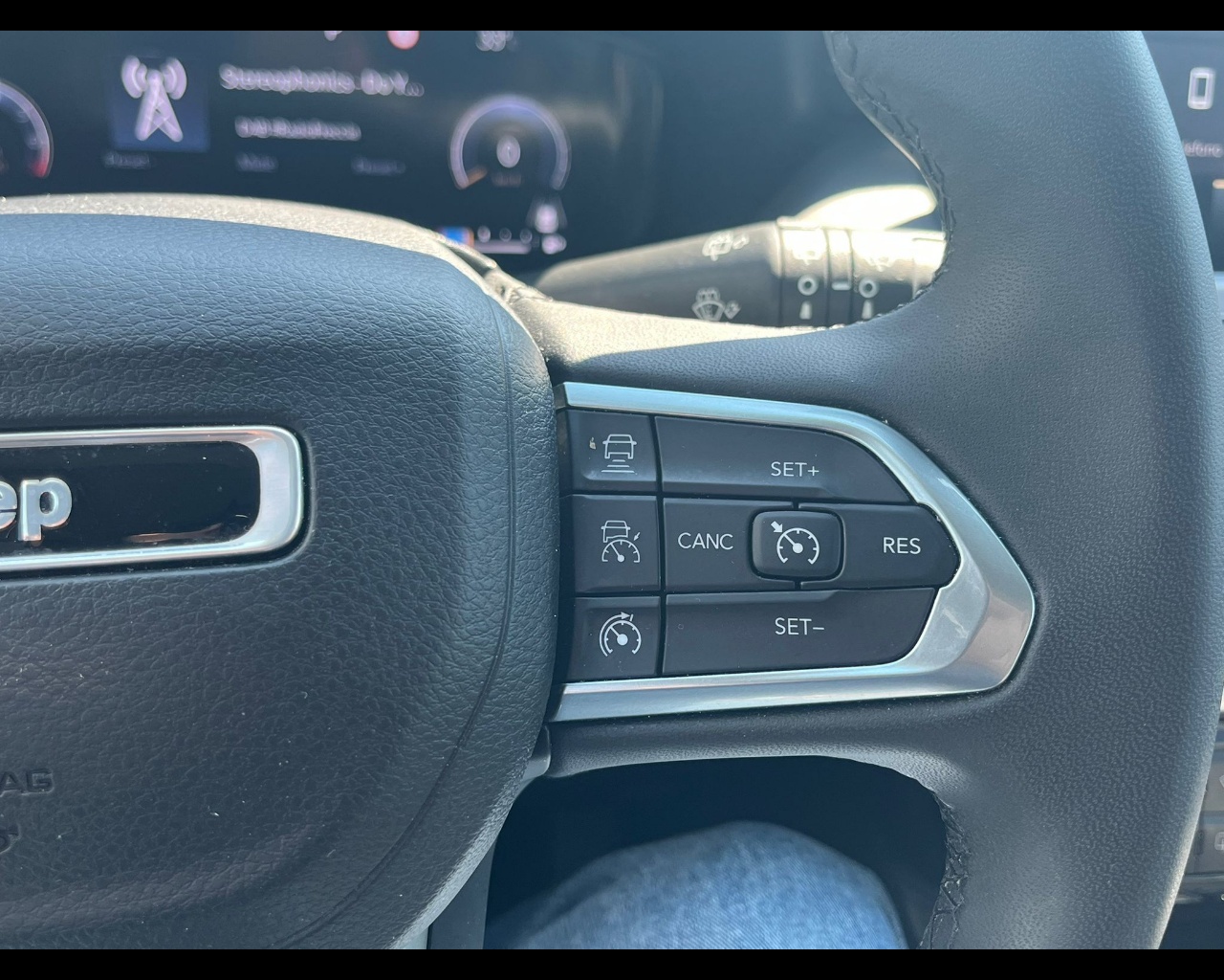 Foto JEEP Compass 1.5 turbo t4 mhev Limited 2wd 130cv dct