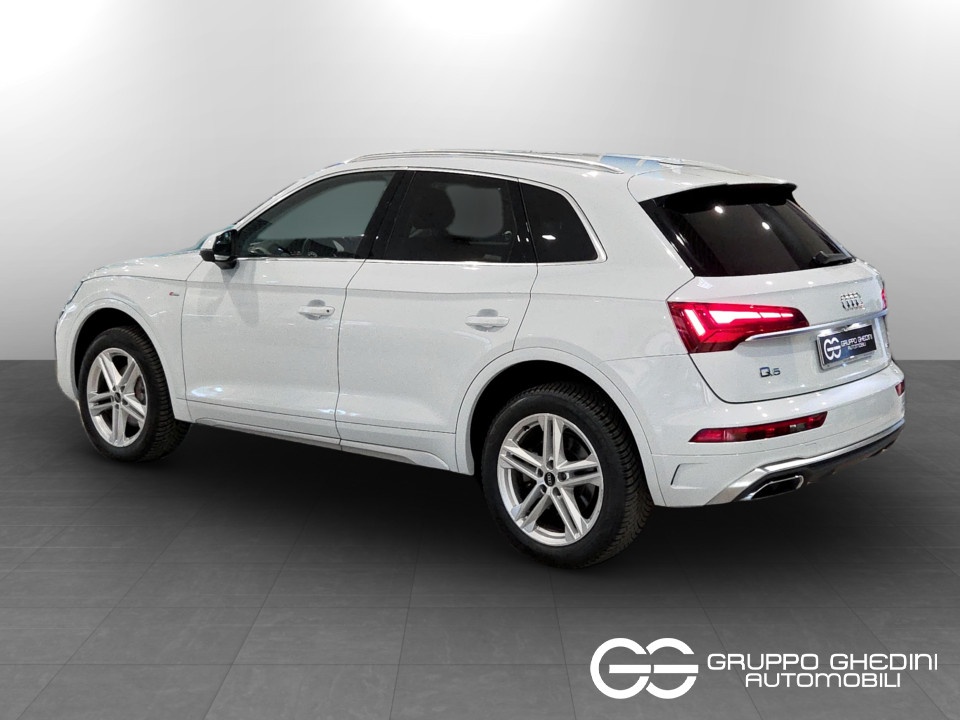 AUDI Q5 40 2.0 tdi mhev 12V quattro s-tronic Ibrida usato - 2