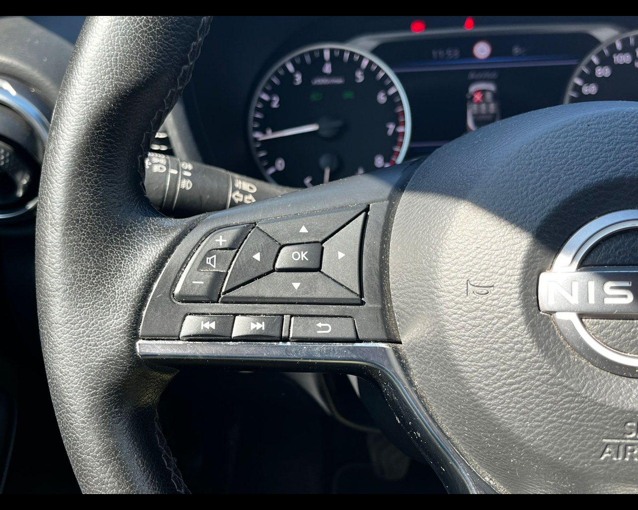 Foto NISSAN Juke 1.0 dig-t N-Connecta 114cv