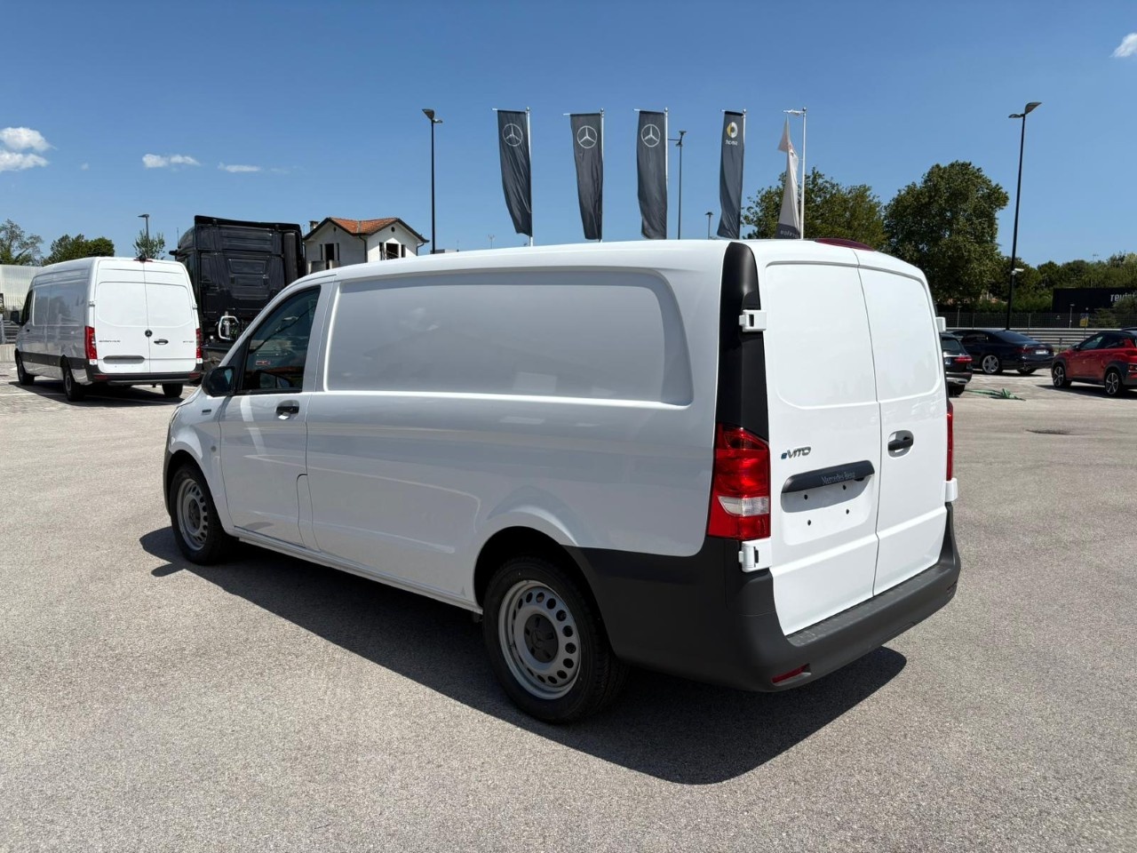 Mercedes eVito eVito Furgone Long - 4