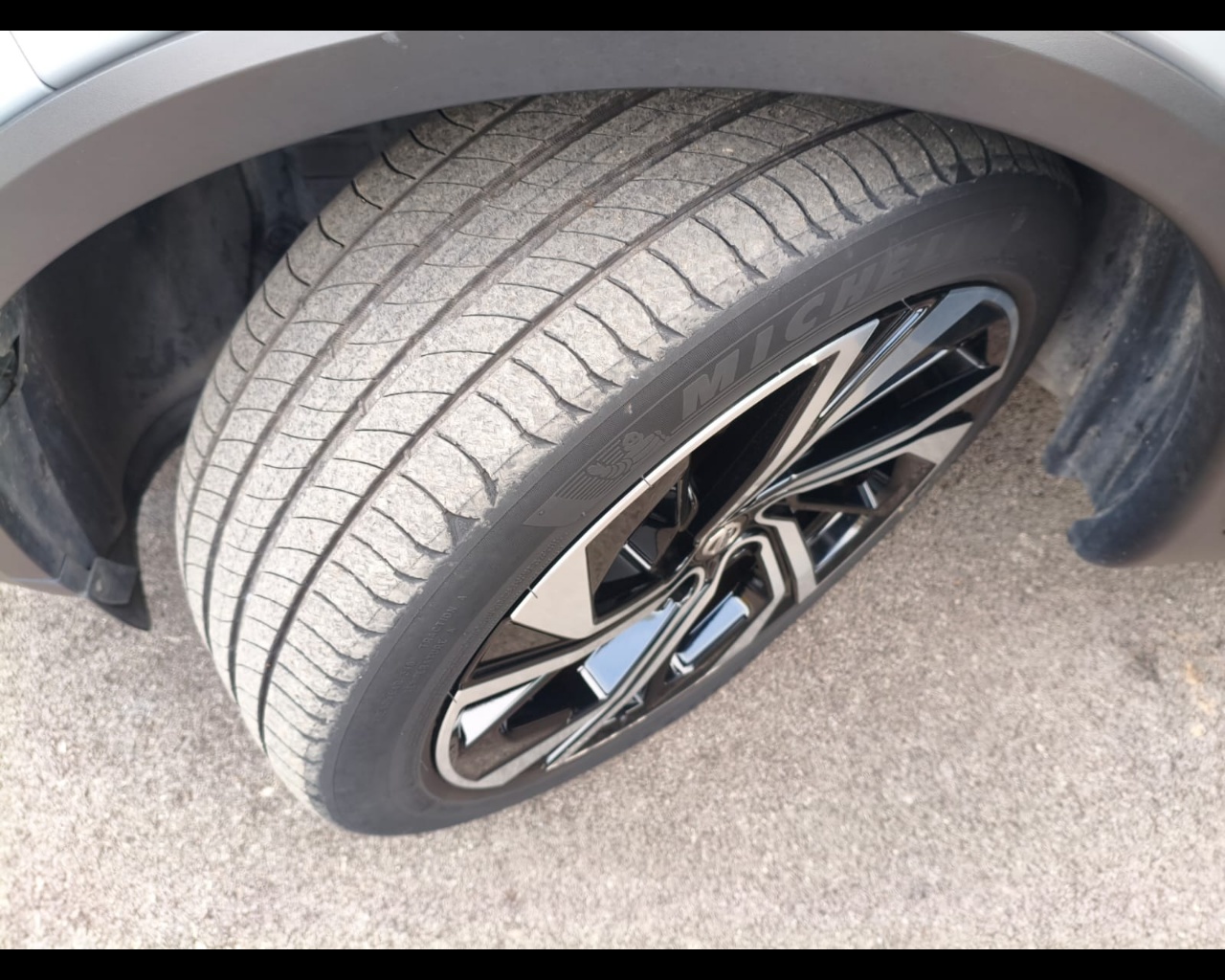 Foto NISSAN Qashqai 1.3 mhev Tekna+ 2wd 158cv xtronic